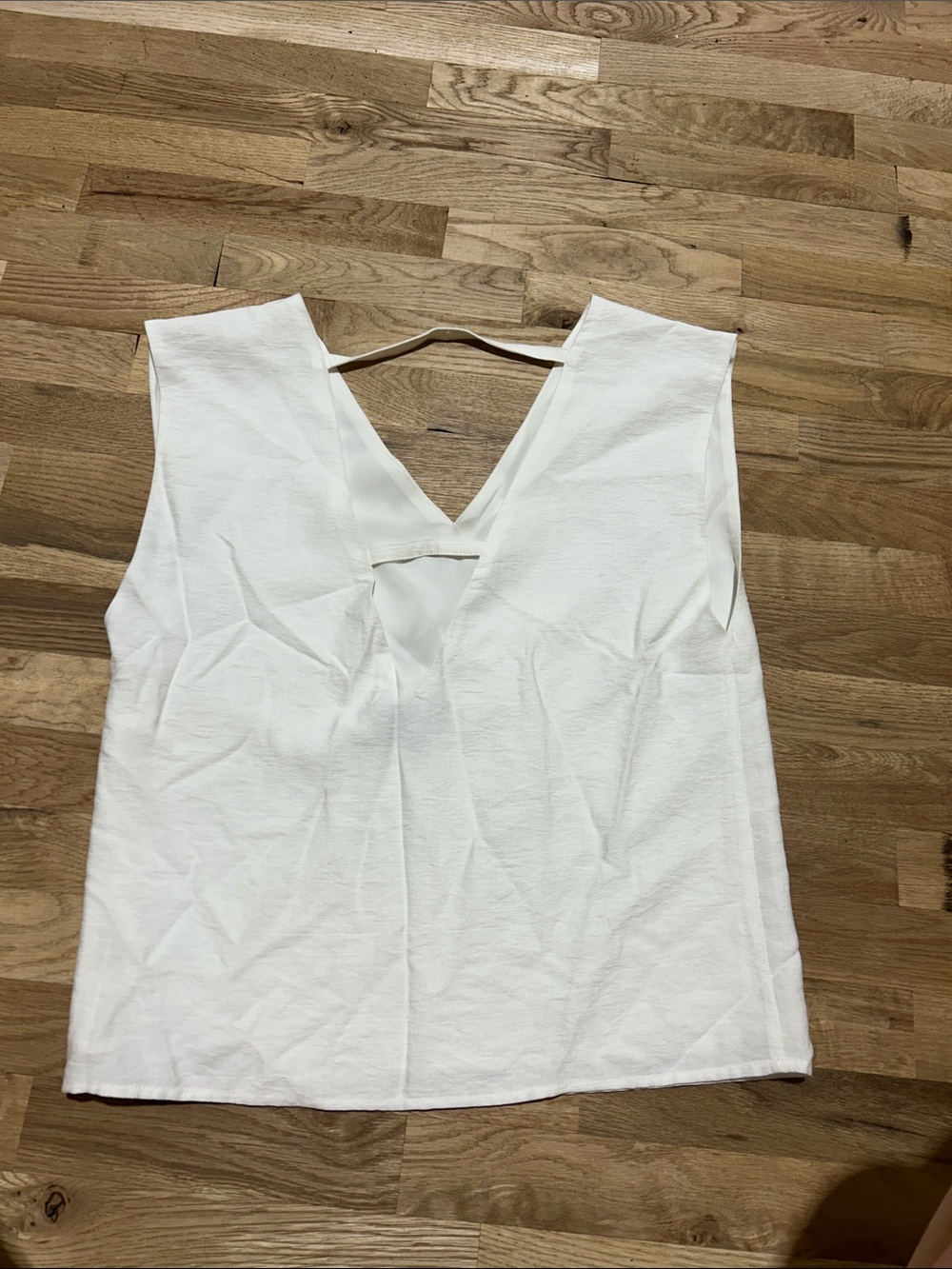 Blaque Label White V-Neck Sleeveless Blouse